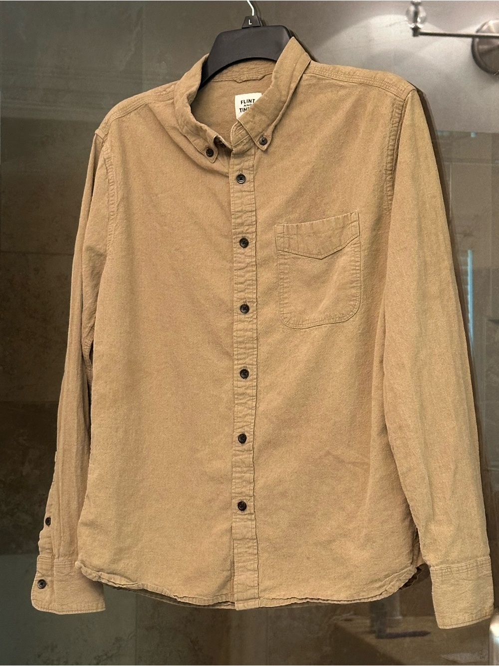 Flint and Tinder Men's Oxford Draftsman Button-Down Shirt in Corn
